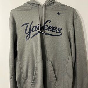 New York Yankeess Nike Hoodie